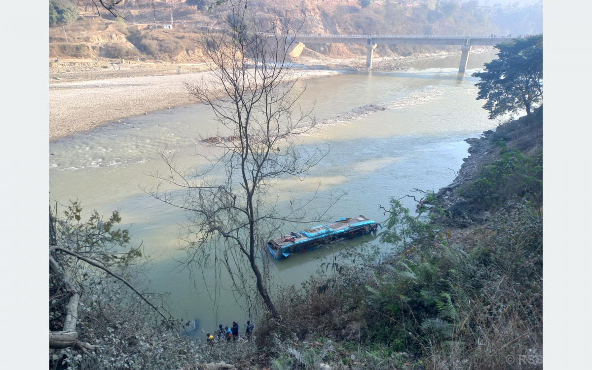 घाटबेँसी बस दुर्घटना अपडेट : मृतकको सङ्ख्या सात पुग्यो