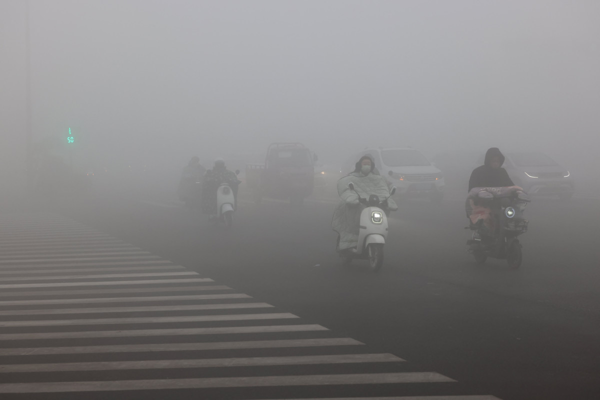 चीनमा बाक्लो कुहिरोको नयाँ चेतावनी जारी