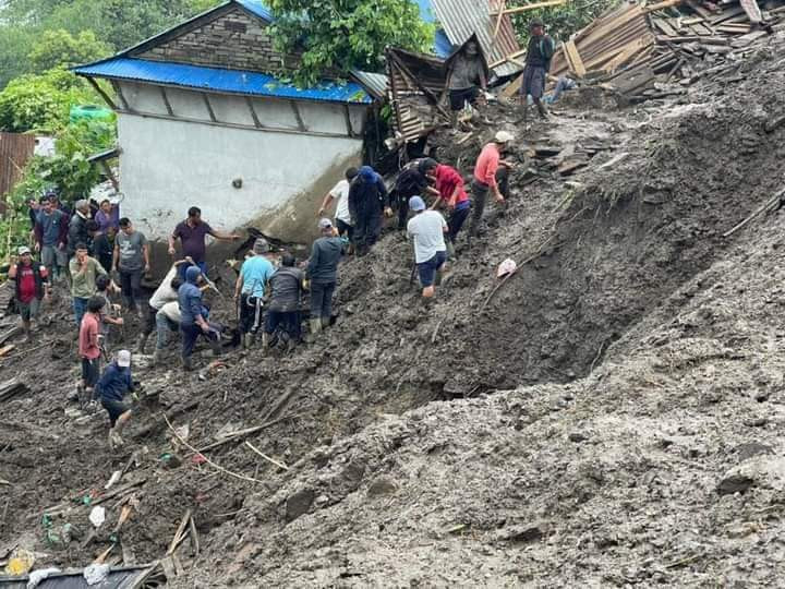 पहिरामा परी लमजुङमा चारजनाको मृत्यु