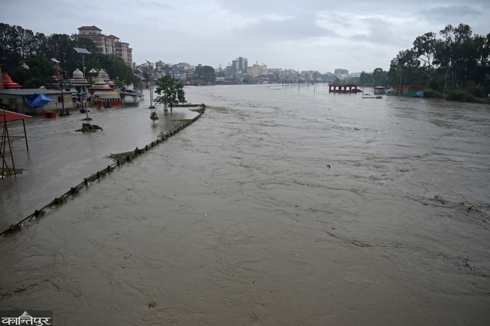 मनसुनी वर्षात्ले राजधानीलगायतका देशका  विभिन्न ठाउँ जलमग्न, सतर्क रहन आग्रह