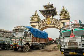 वीरगञ्ज नाकाबाट हुने हवाई इन्धन र ग्यासको आयात घट्यो