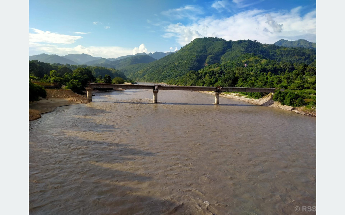 आँधीघाटमा पक्की पुल अन्तिम चरणमा