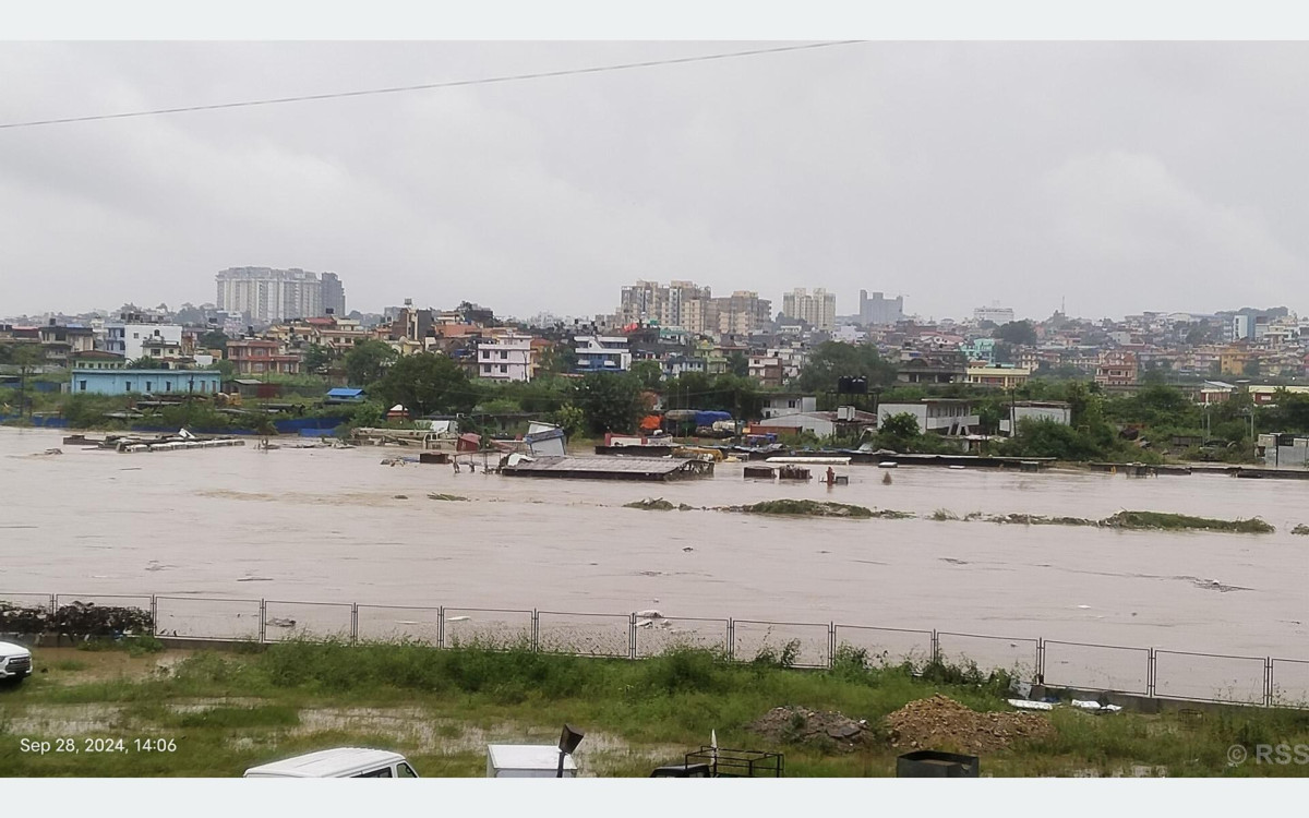 बाढी पहिरोबाट ९९ जनाको मृत्यु, ७२ बेपत्ता