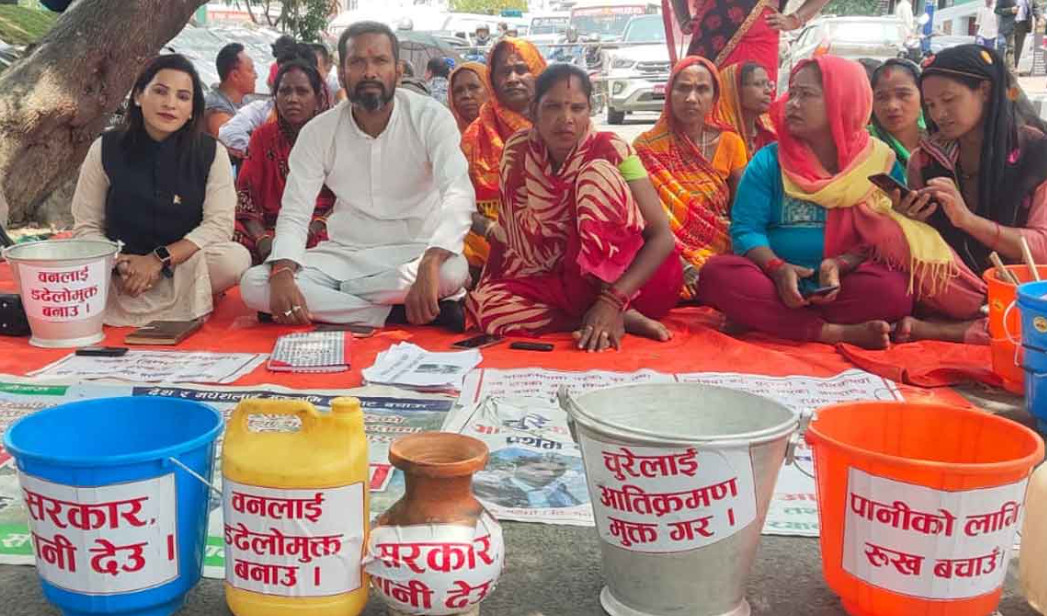 चुरे संरक्षणका नाममा अर्बौँ रकम र दश वर्षे समय खर्चिए पनि फुटेन पानीको मुहान